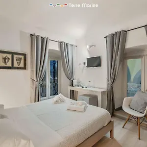 ospitalit-insolita.hotelitalianriviera.com/